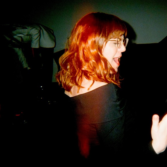 Meet your Posher, Annie - Picture 1 of 7